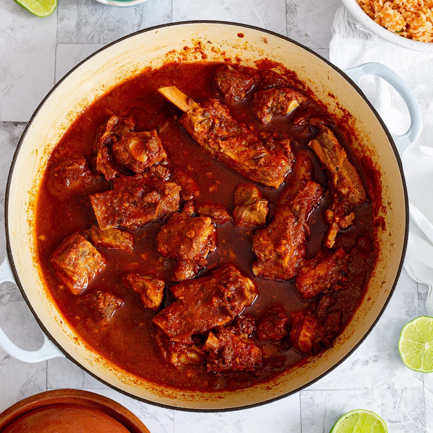 costillas en salsa roja receta